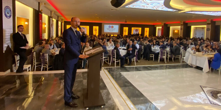 Türkiye Kamu-Sen’lilerin Dilinde Her Zaman Türkiye Var. Yüreğimiz Türkiye İçin Çarpıyor.