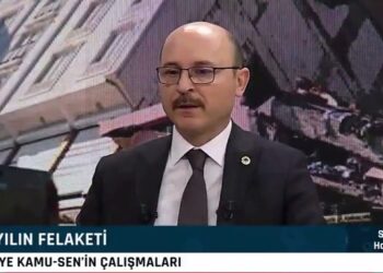 Türk Milleti, Bu Tür Acılarda Siyasi ve Sosyal Görüşünü Bir Kenara Bırakıp Yekvücut Olmayı Başarıyor.