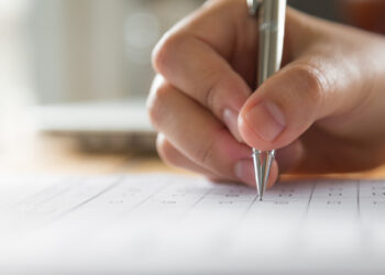 Geçen Yıl Alınmayan Kariyer Sınavı Ücreti  Bu Sene Hangi Gerekçeyle Alınacak?