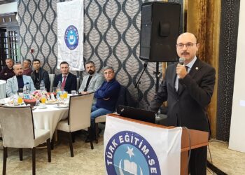 Üniversite İdari Personele Yer Değişikliği Hakkı Verilmesi İçin Şubelerimiz Aracılığıyla Bir İmza Kampanyası Düzenliyoruz