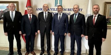 Genel Başkan Geylan Ankara Yıldırım Beyazıt Üniversitesi Rektörü Prof. Dr. Ali Cengiz Köseoğlu’nu Ziyaret Etti.