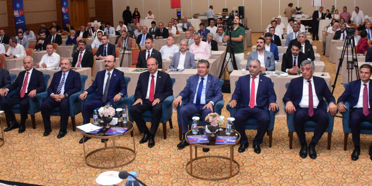 KIBRIS BARIŞ HAREKÂTI’NIN 50. YILINDA ANLAMLI KONFERANS