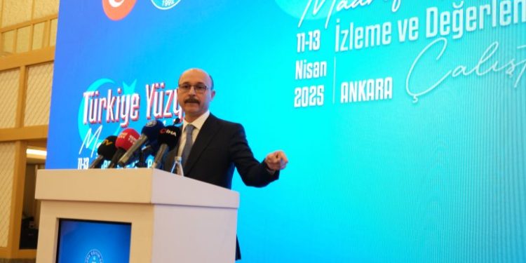 PROJE OKULLARI KADROLAŞMA APARATI DEĞİLDİR