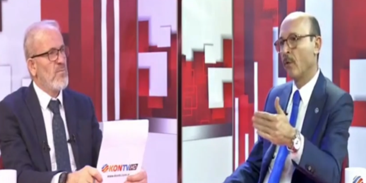 BİNLERCE ÇOCUK DİJİTAL MECRALARDA KONTROLSÜZ ŞEKİLDE SAVRULUYOR.